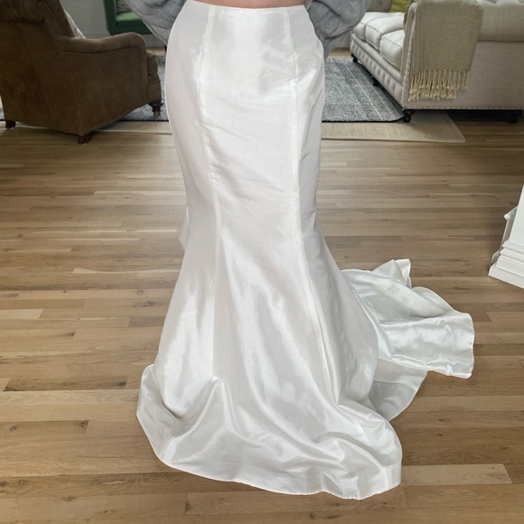 Sherri Hill WHITE 2-piece formal prom dress - Picture 9 of 12